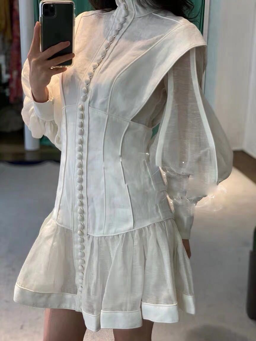 White / S